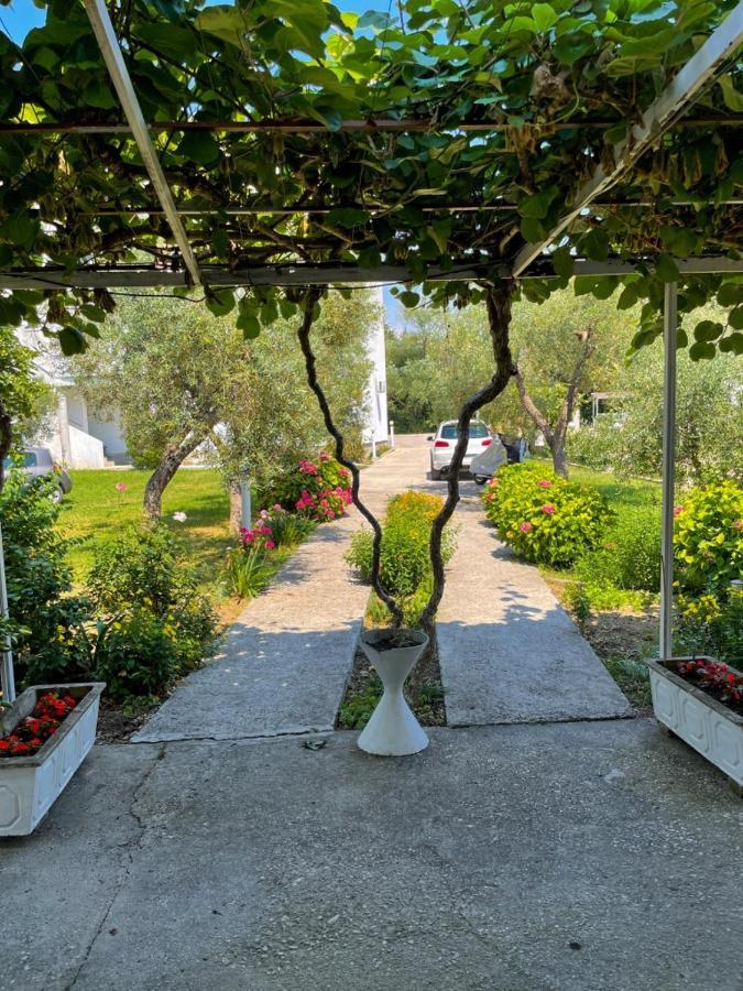 Casa Sinani Ulcinj Exterior foto